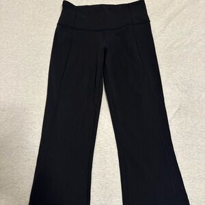 lululemon athletica Black capri length Flare bottom Leggings